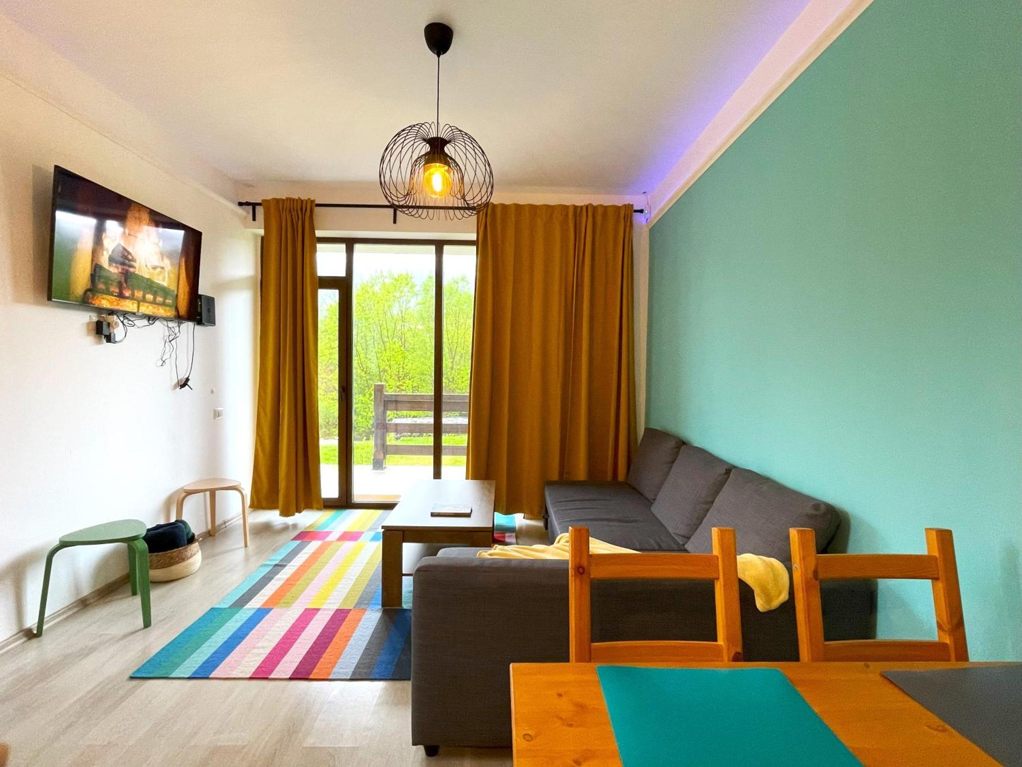 Cozy Riverfront Apartments With Garden And Mountain View Buşteni Exterior foto